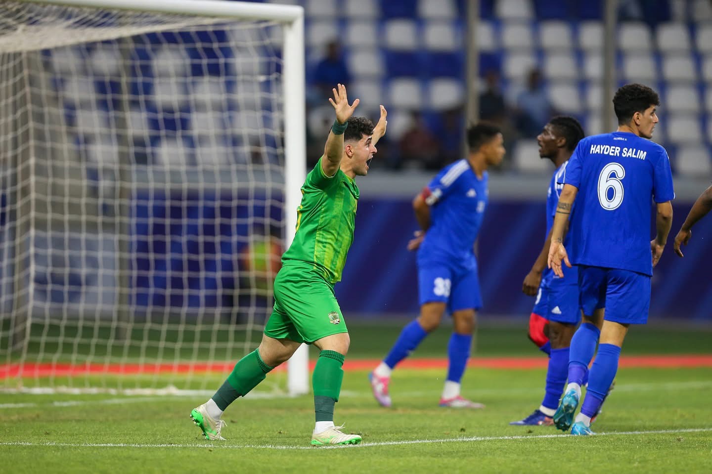 الشرطة يتغلب على الميناء ويستعيد الصدارة 