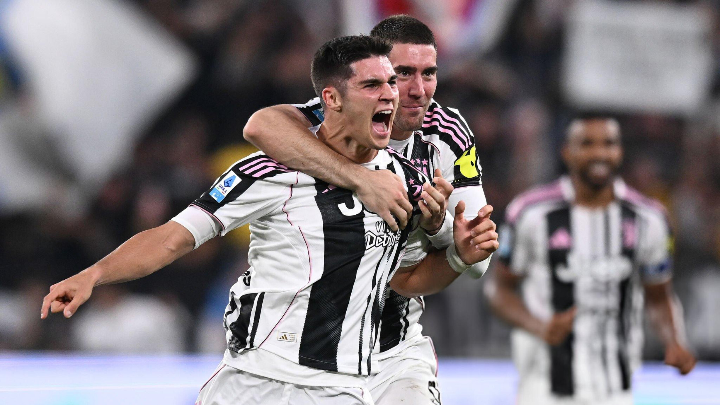 يوفنتوس يحسم ديربي إيطاليا برباعية مثيرة أمام إنتر ميلان