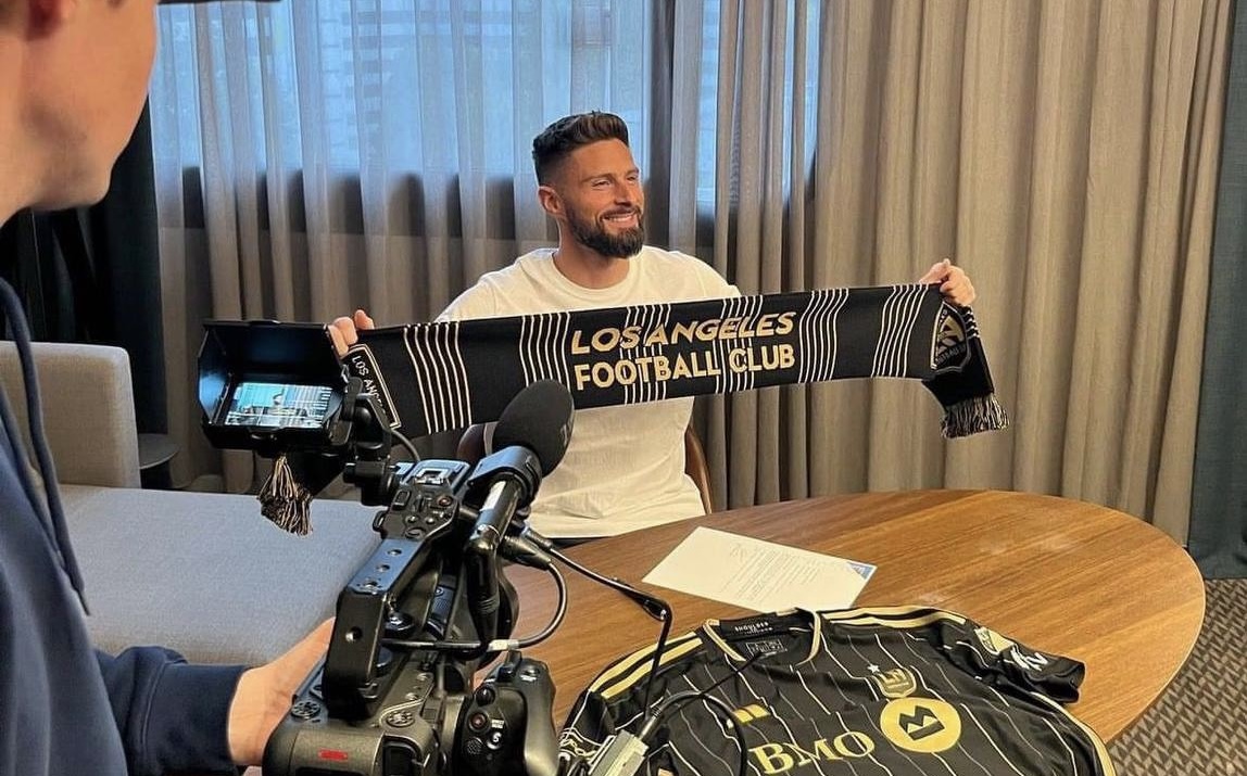 جيرو ينتقل للدوري الأمريكي