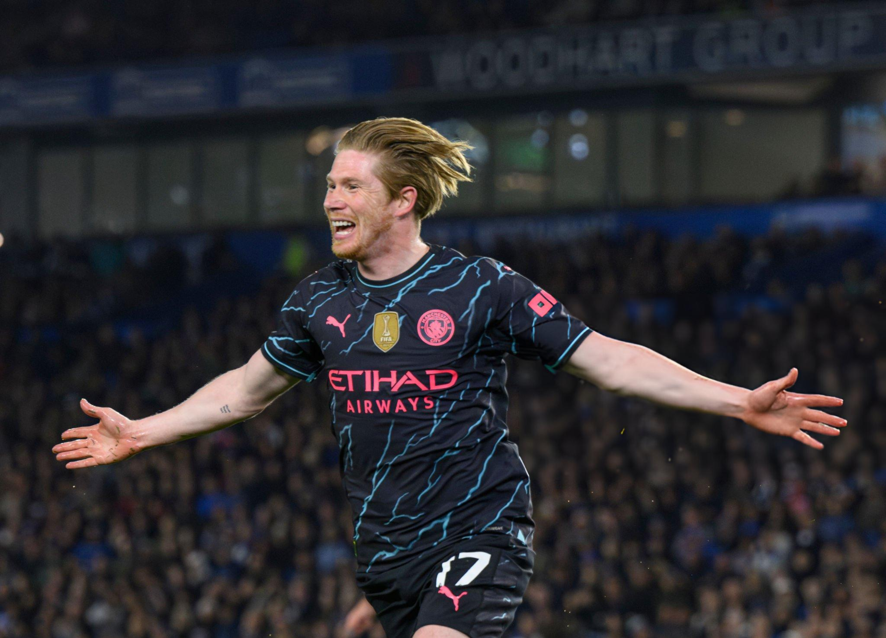 السيتي يصعق برايتون برباعية نظيفة 