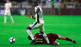 الوحدة الإماراتي يخطف فوزًا دراميًّا من الاتحاد السعودي