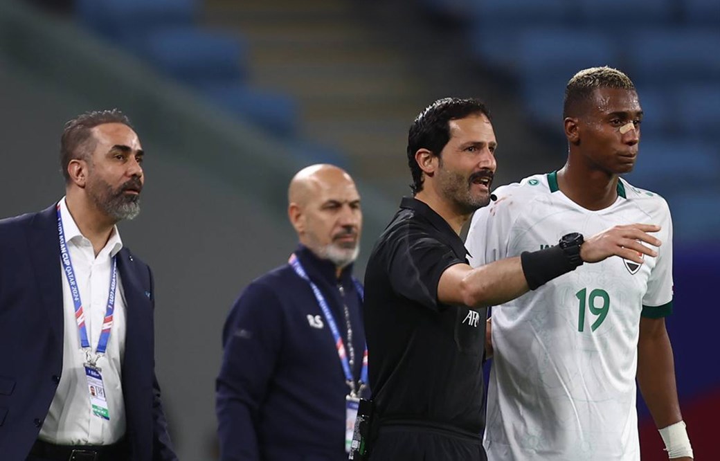 خاص لـ"معرض الكرة"..  حكم عربي يقود مباراة العراق وإندونيسيا