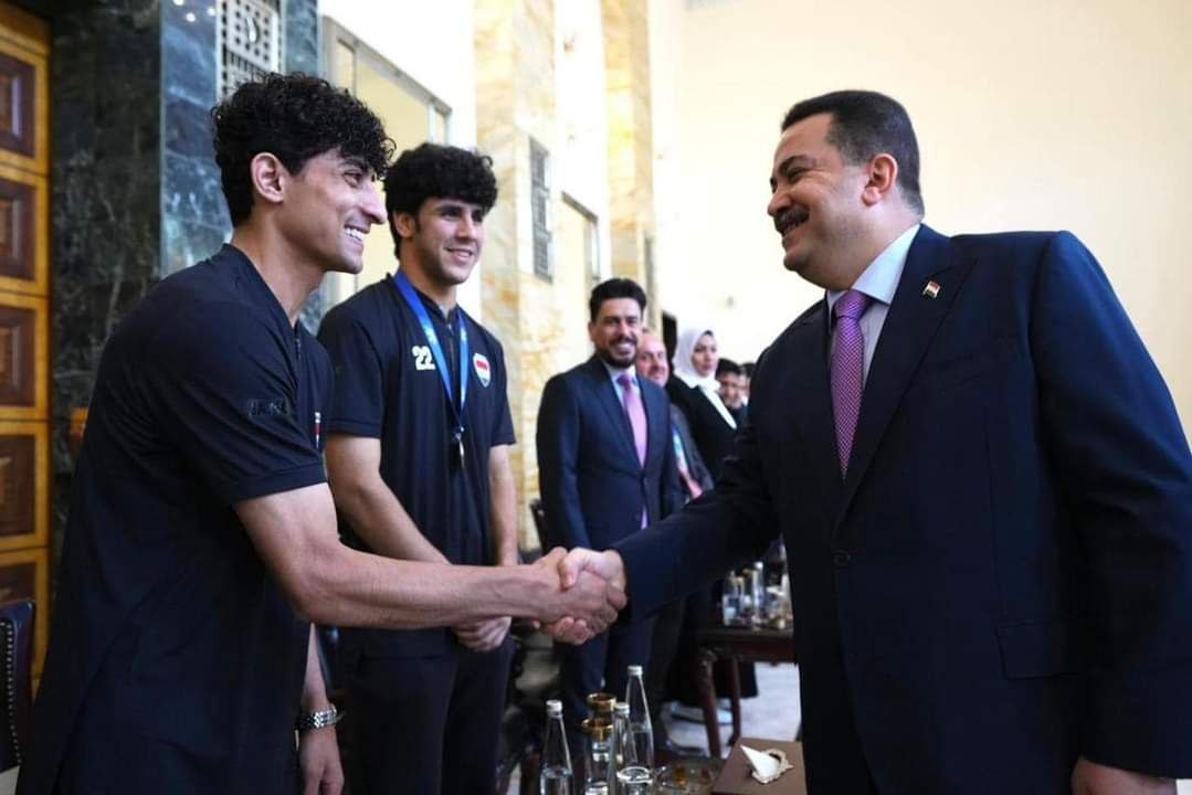 السوداني يكرم وفد منتخبنا الأولمبي بكرة القدم 