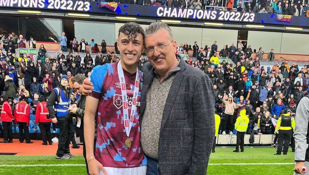 والد أمين الدخيل لمعرض الكرة: نفتخر بعراقيتنا.. وإختيار بلجيكا لهذا السبب