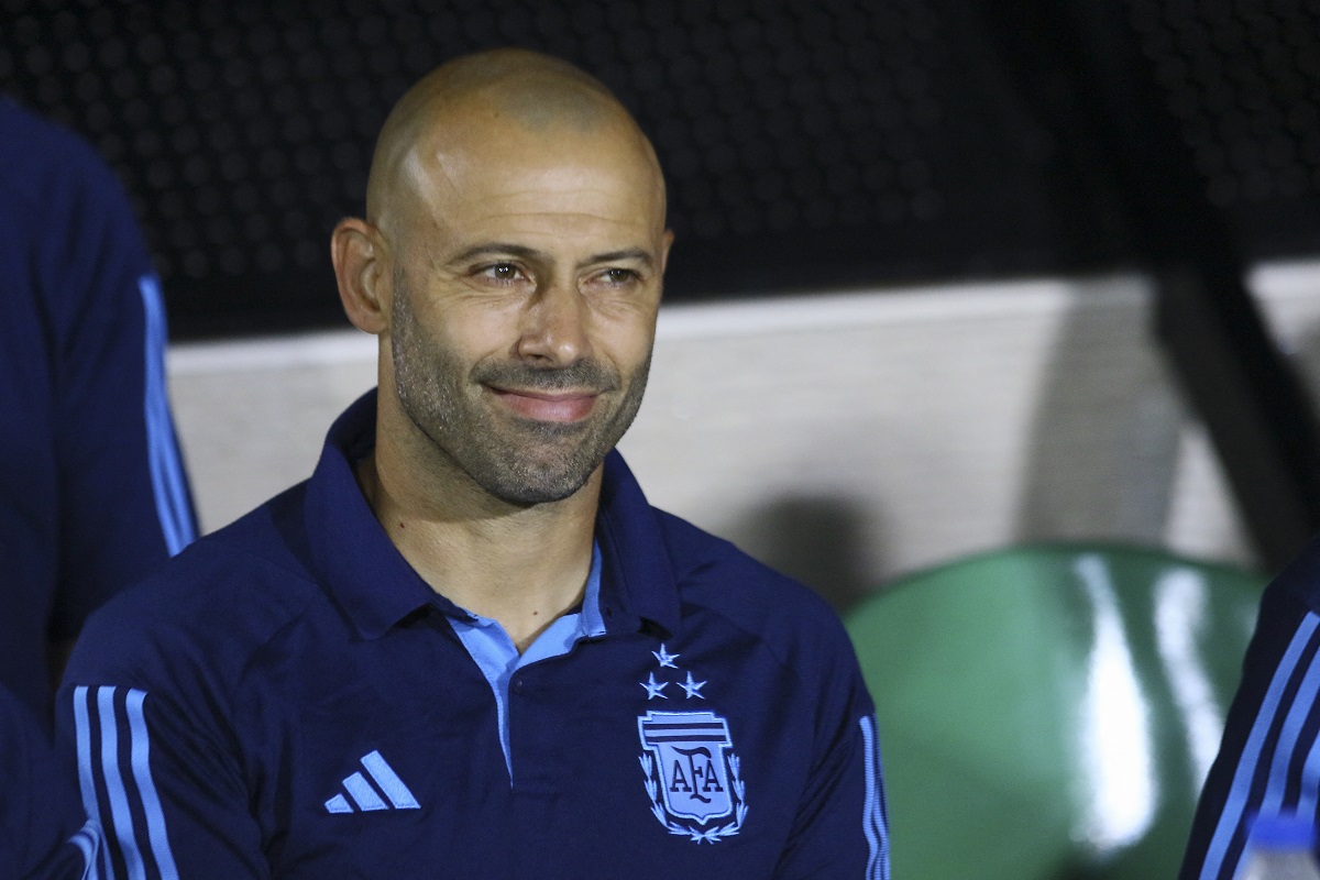 ماسيكرانو يضم ثنائي البوكا للأولمبي.. ويطلب نجم تشيلسي الإنجليزي 