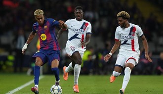 باريس سان جيرمان يخطف فوزًا قاتلًا من برشلونة في دوري أبطال أوروبا