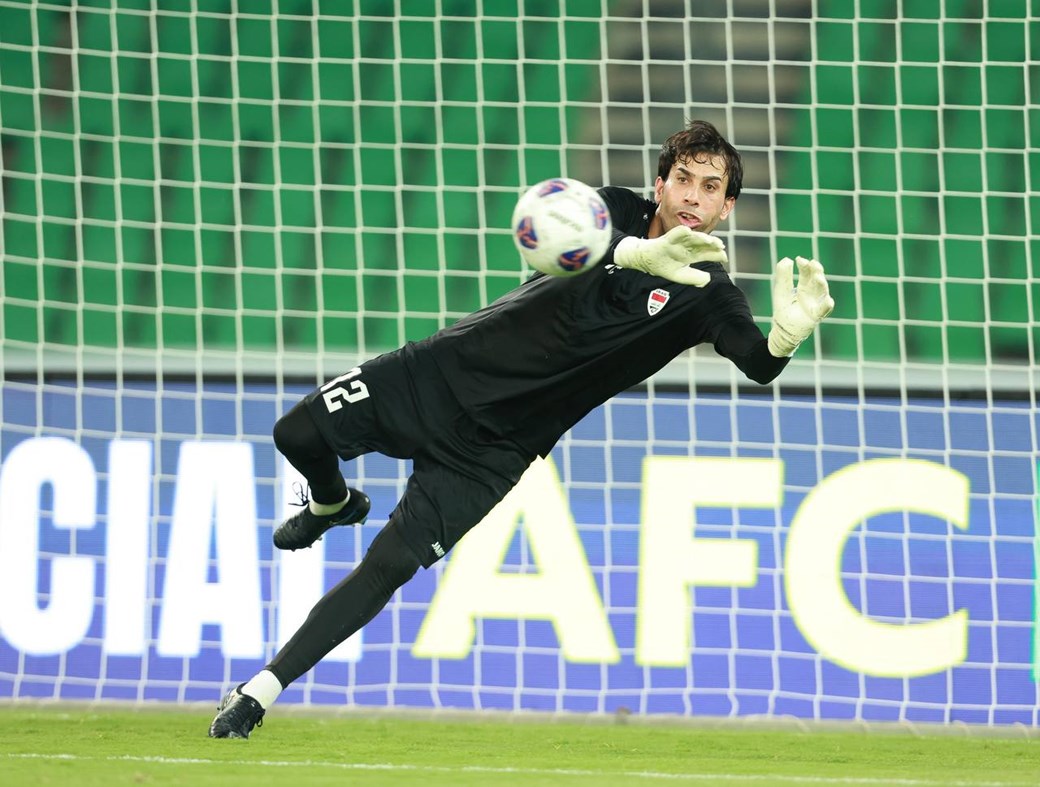 امجد عطوان يبدأ اساسياً في مواجهة عمان