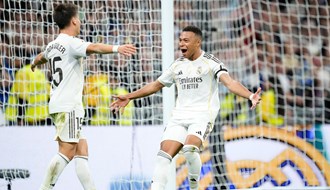 ريال مدريد يكتسح فالنسيا برباعية نظيفة ويواصل صدارة الليغا