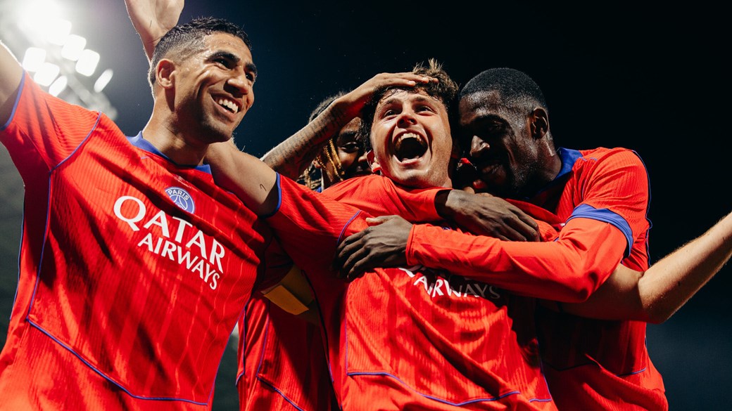 باريس سان جيرمان يكتسح تولوز بسداسية في الدوري الفرنسي