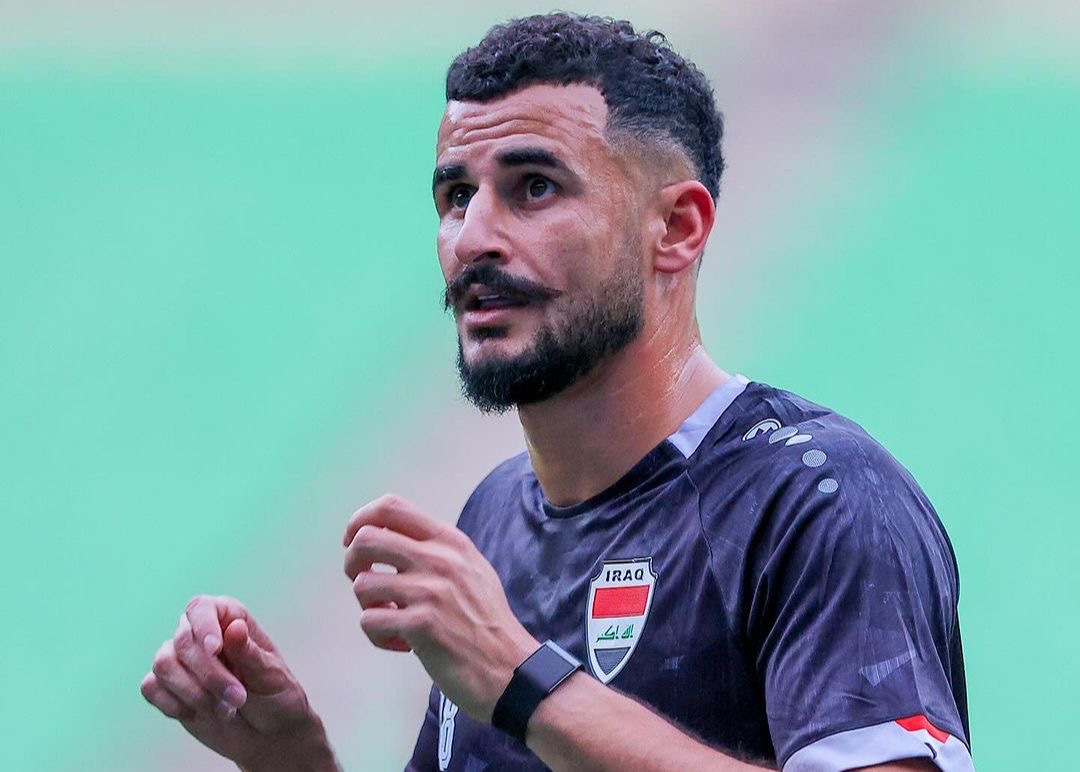 هل سيشارك ايمن حسين امام فلسطين