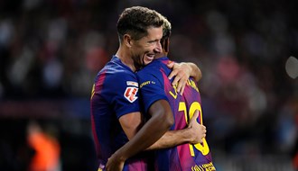 برشلونة يقلب تأخره أمام ريال سوسيداد ويحلق في صدارة الليغا