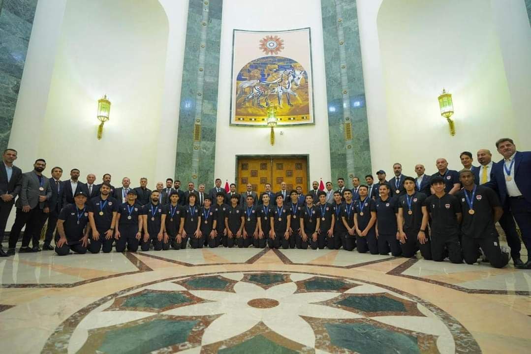 السوداني يكرم وفد منتخبنا الأولمبي بكرة القدم